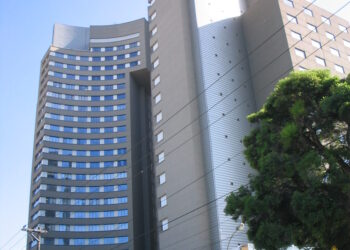 Nova lista revela as melhores cidades do Brasil para trabalhar em 2025